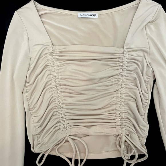 FASHION NOVA TOP - Picture 2 of 5